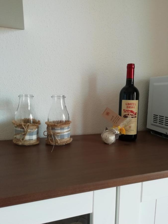 Villa Laura 维拉普特祖 外观 照片